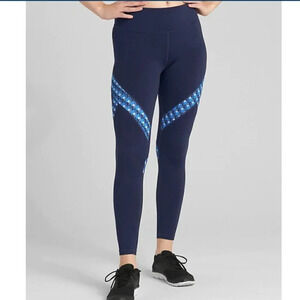 GapFit G-Fast Mid Rise Navy Geo Print 7/8 Leggings medium